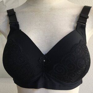 GAIYI Premium Lingerie Bra Wireless Brassiere Wide Straps Bra Padded  8C